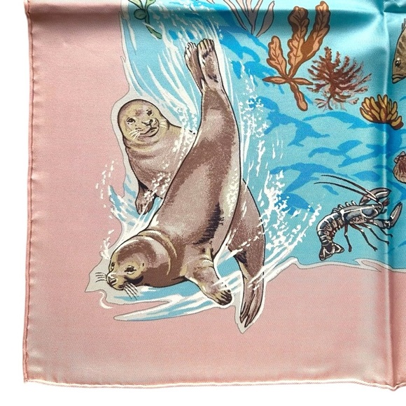 Hermès Pink Blue Rare “La Vie Précieuse de la Méditerranée” Silk Scarf 90 - Picture 8 of 12